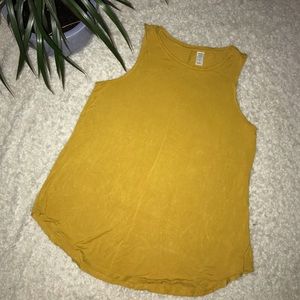 Old Navy• Solid Top